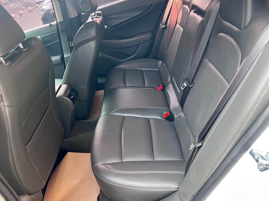 Chevrolet Malibu 2018 car image #9