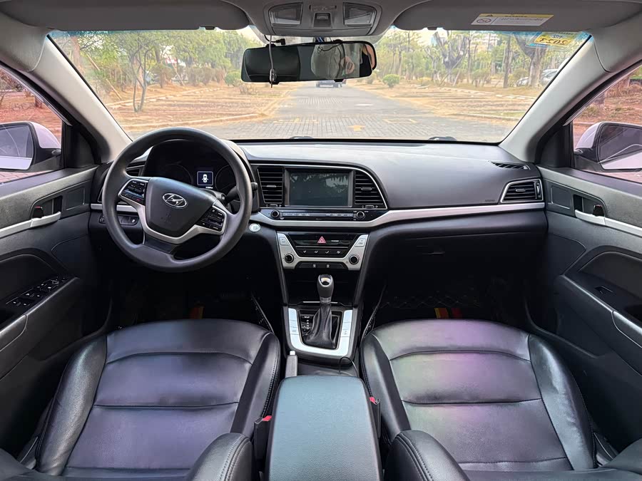 Hyundai Elantra AD 2018 car image #9