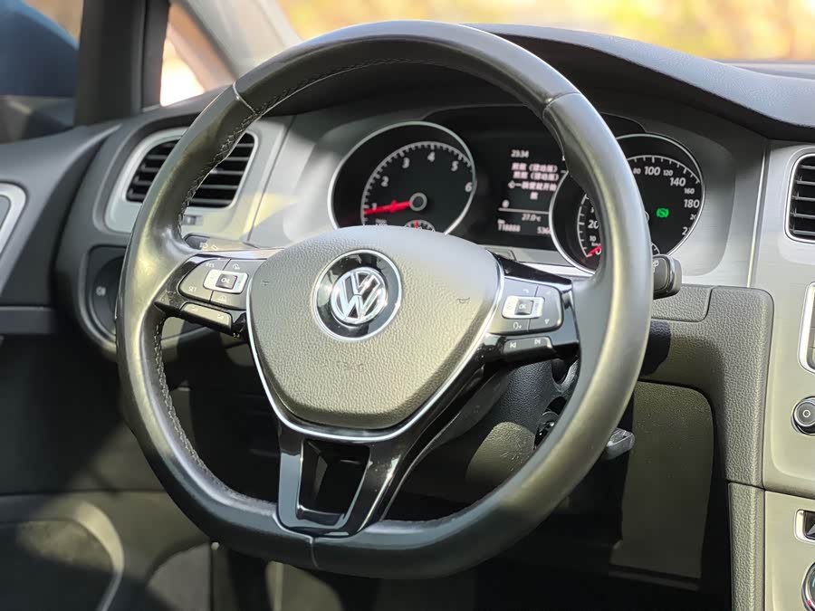 Volkswagen Golf (Imported) 2016 imagem de carro #9