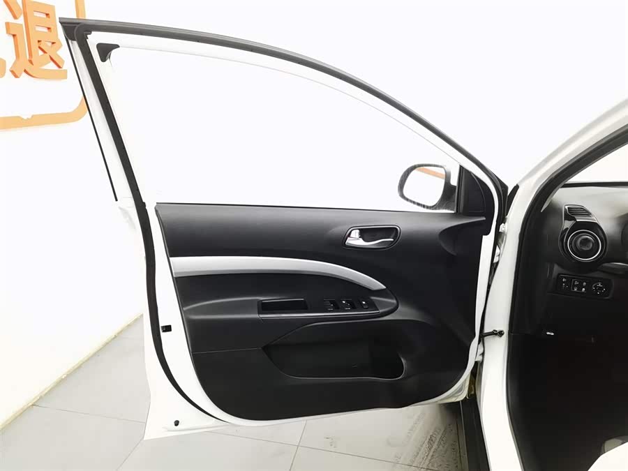Kia KX1 2019 immagine di auto #9