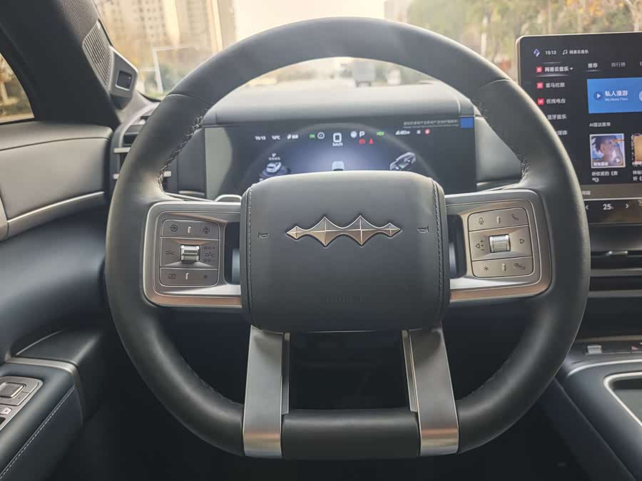 FangChengBao Tiger 7 2025 car image #9