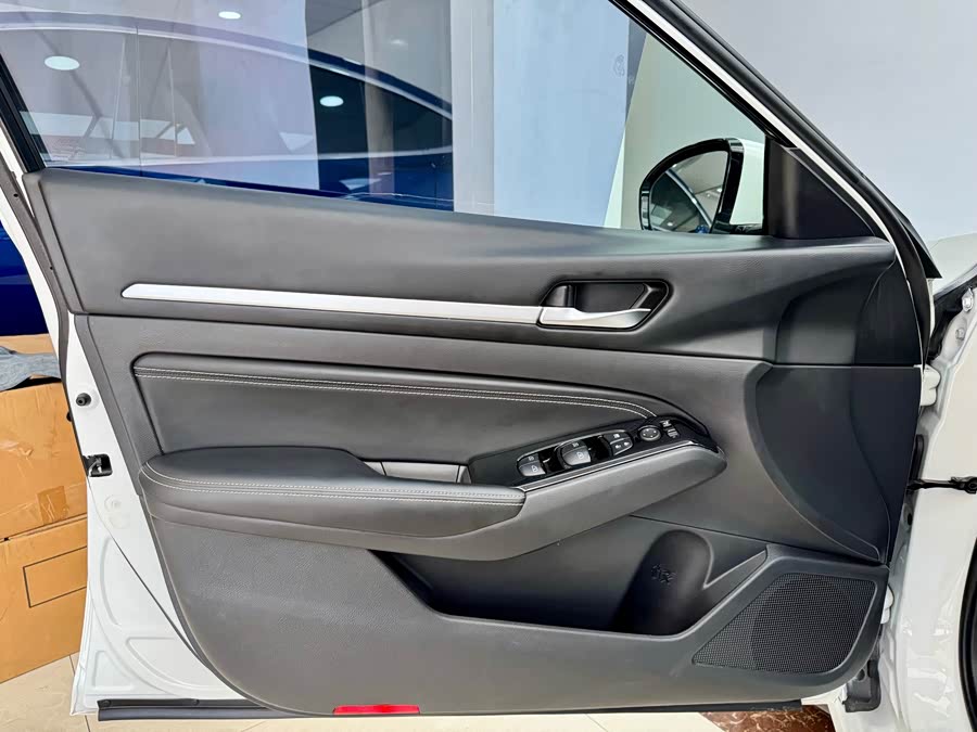 日产 日产N7 2025 汽车图片 #9