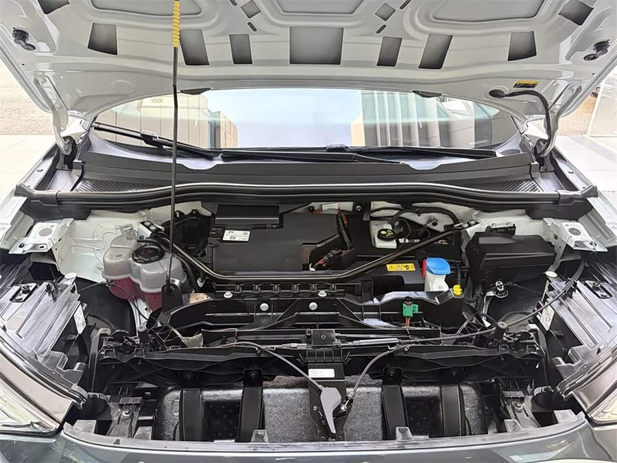 Audi Q4 e-tron 2024 immagine di auto #9