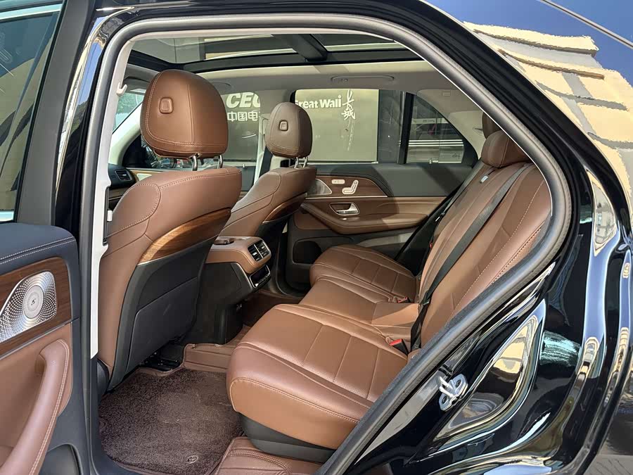 Mercedes-Benz GLE Class New Energy 2023 car image #9