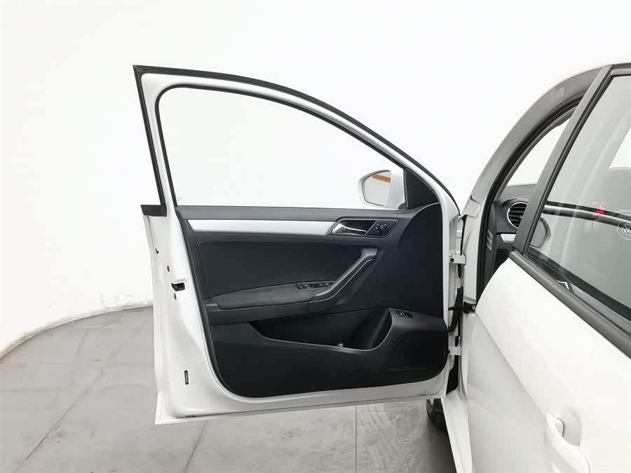 Volkswagen Jetta 2015 immagine di auto #9