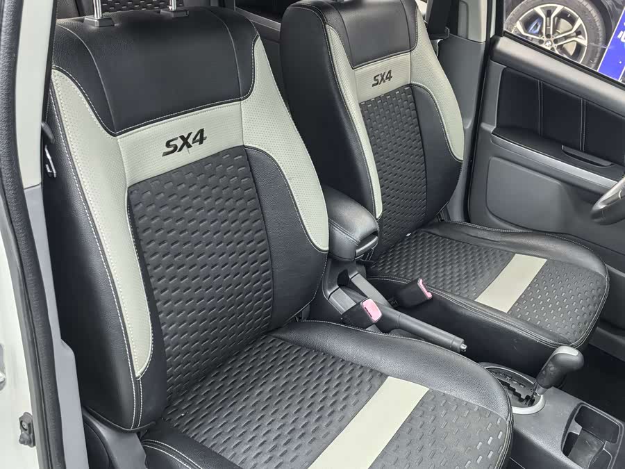 铃木 天语 SX4 2012 汽车图片 #9