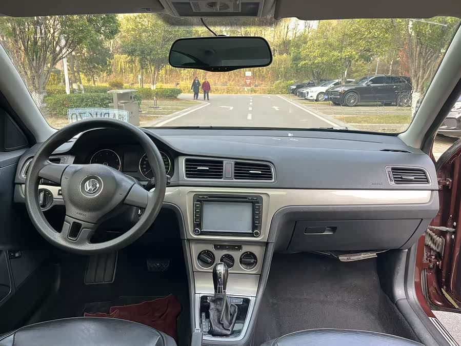 Volkswagen Lavida 2013 car image #9
