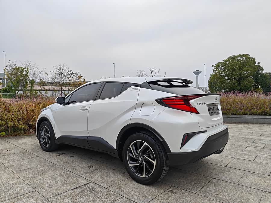 Toyota C-HR 2023 #9 Toyota C-HR 2023 immagine di auto #9