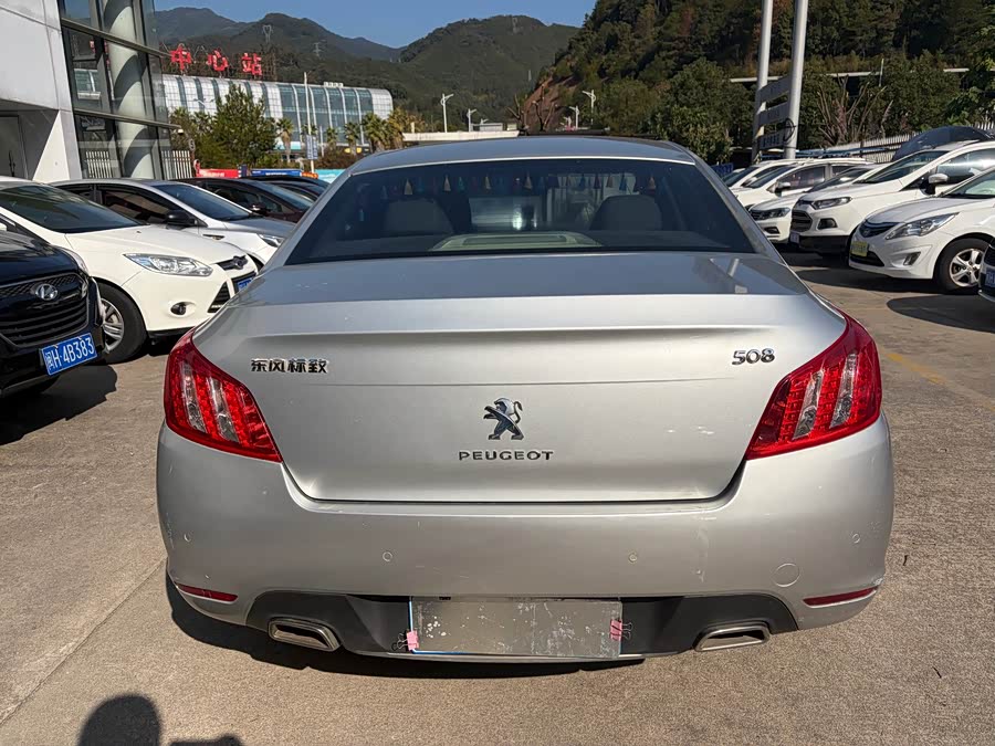Peugeot 508 2011 car image #9