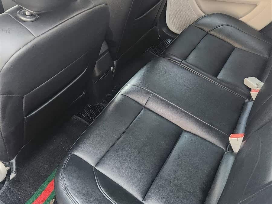 Citroen C-Quatre 2015 car image #9