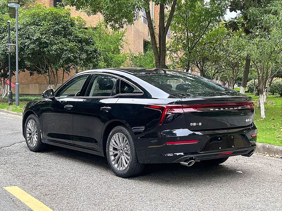 2023 car image #9