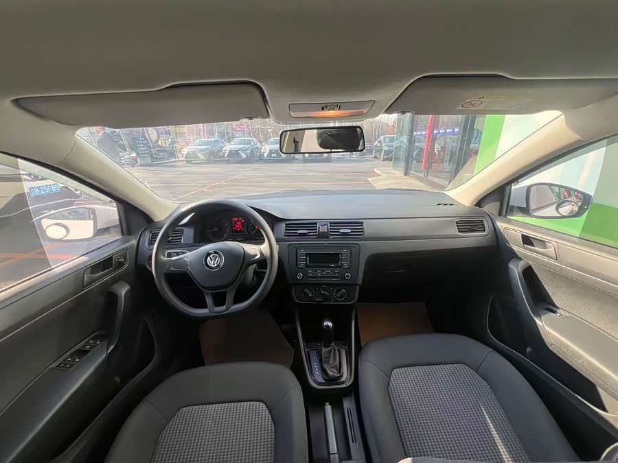 Volkswagen Santana 2021 car image #9