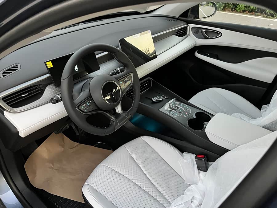 BYD Seal 05 DM-i 2025 car image #9