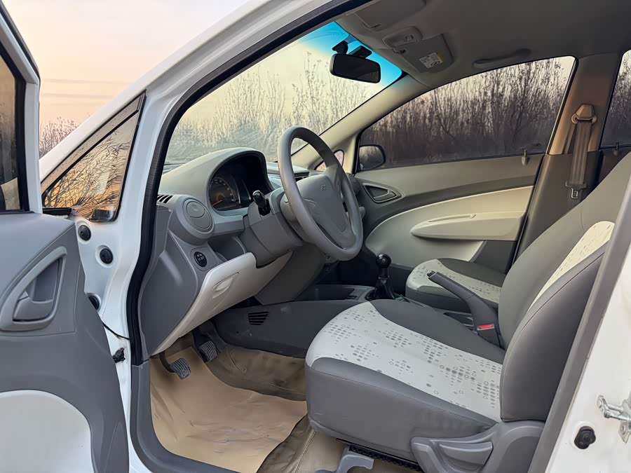 Chevrolet Sail 2013 #9 Chevrolet Sail 2013 car image #9