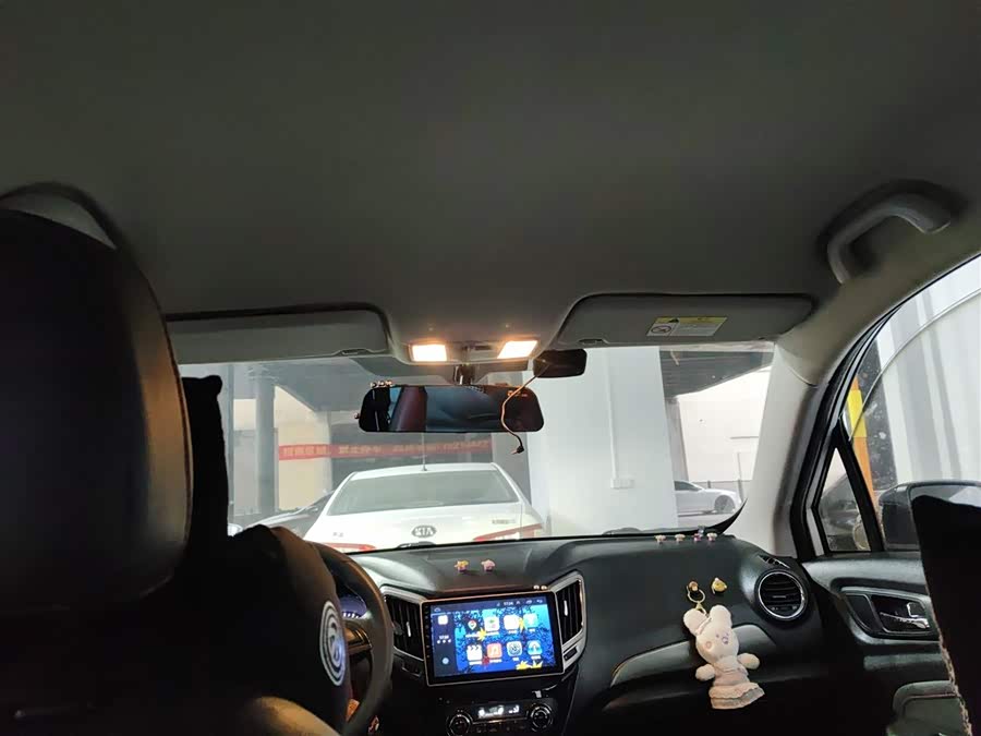 Changan CS15 2017 car image #9