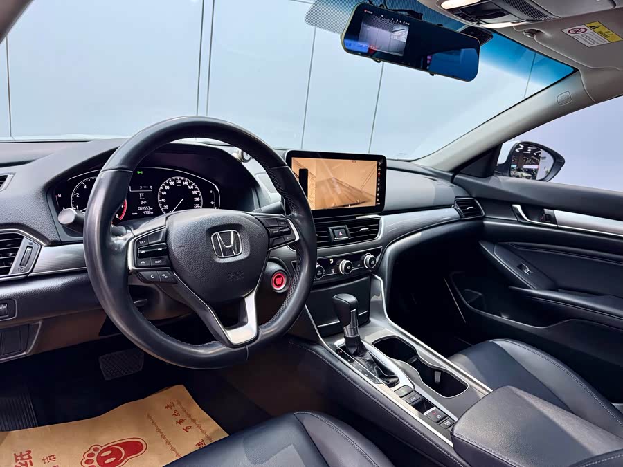 Honda Accord 2019 car image #9