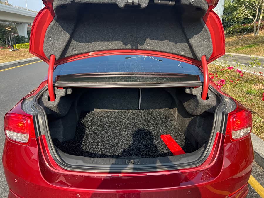 Chevrolet Malibu 2012 car image #9