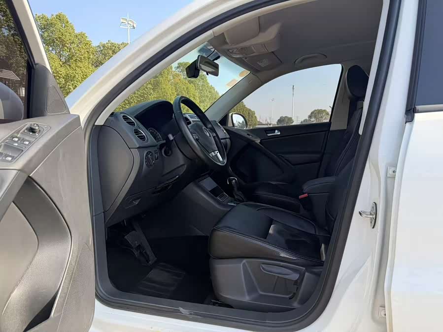 Volkswagen Tiguan 2020 car image #9