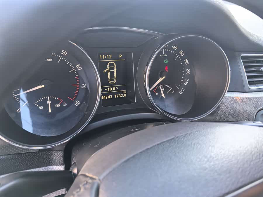 Skoda Superb 2013 car image #9