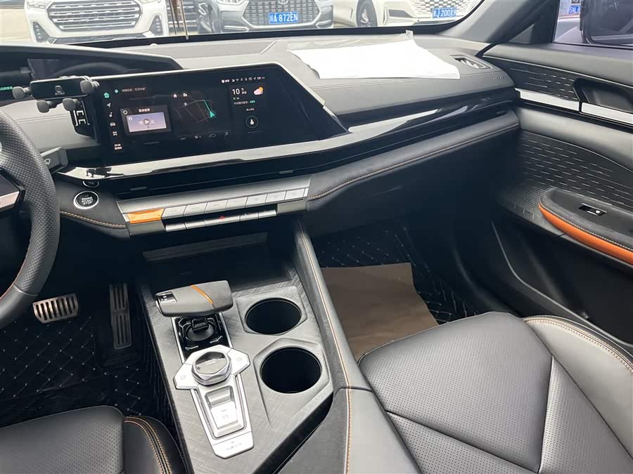 长安 长安UNI-V 2022 汽车图片 #9