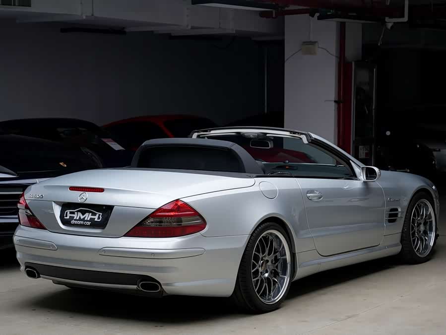 Mercedes-Benz SL Class 2006 car image #9