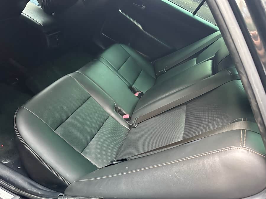 Toyota Camry 2016 car image #9