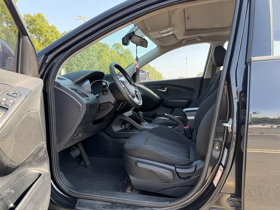 Hyundai ix35 2015 #9 Hyundai ix35 2015 car image #9