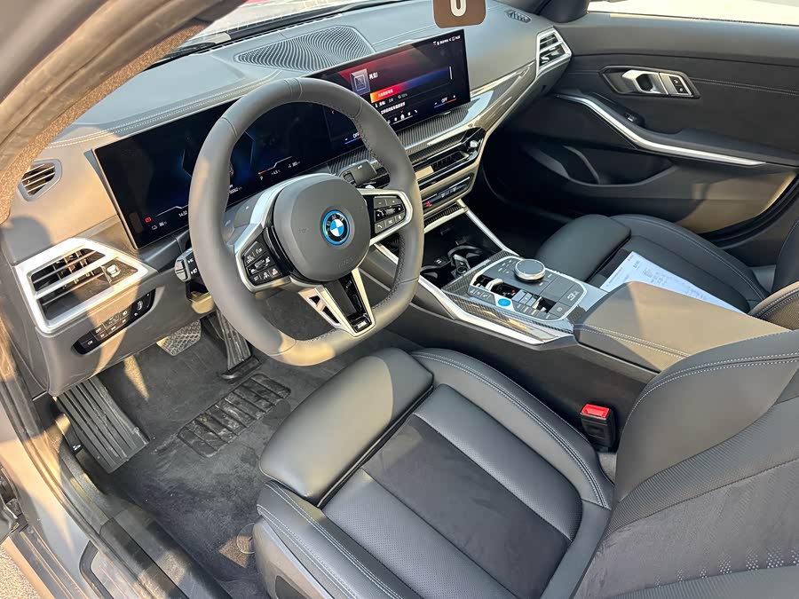 BMW i3 #9 BMW i3 car image #9