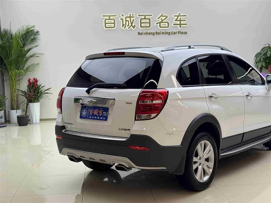 Chevrolet Captiva 2017 car image #9