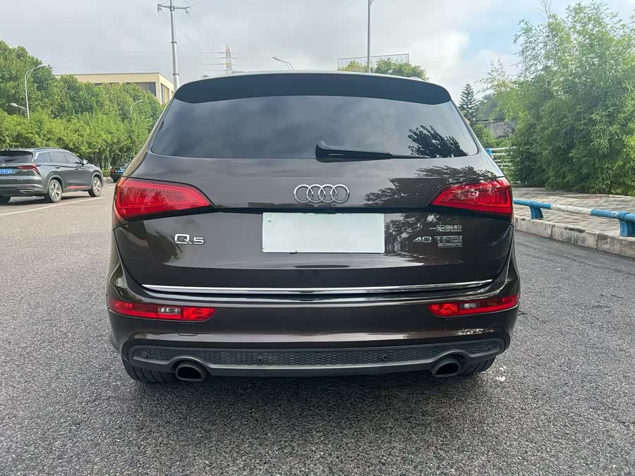 Audi Q5 2017 car image #9