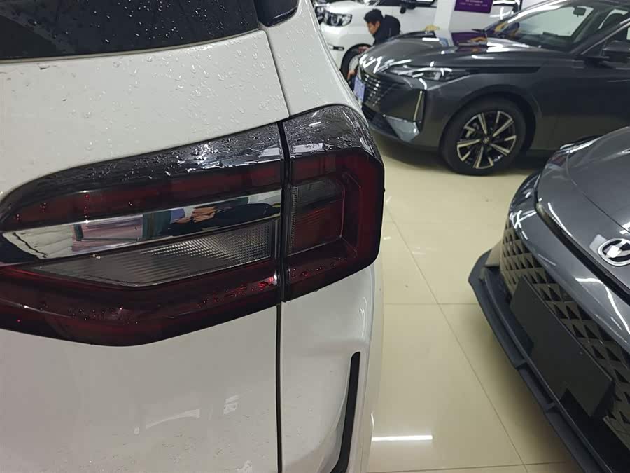 Kaiyi Showjet Pro 2023 #9 Kaiyi Showjet Pro 2023 car image #9