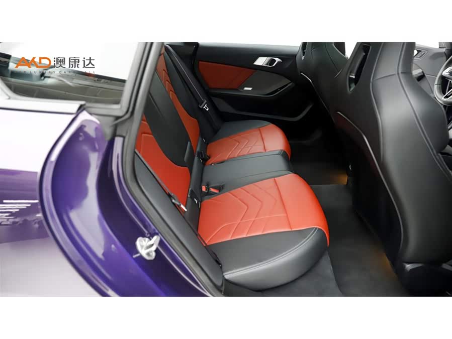 BMW M235L 2025 car image #9