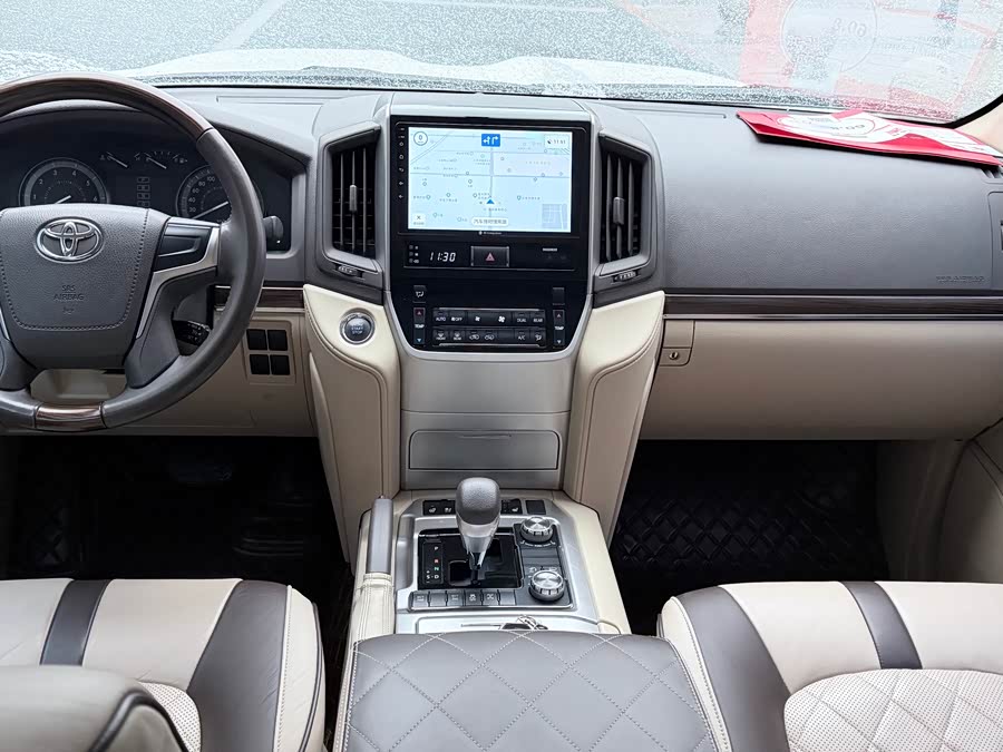 Toyota 2025 car image #9