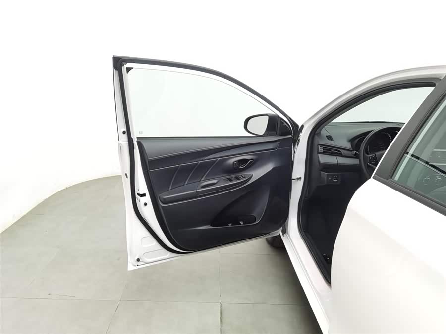 Vios 2021 car image #9