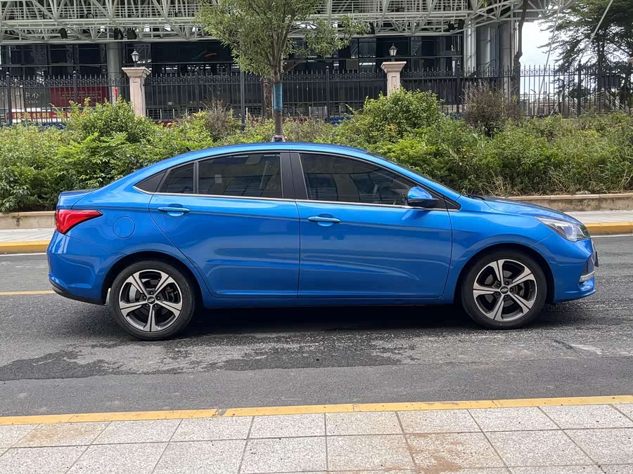 奇瑞 艾瑞泽5 2019 汽车图片 #9