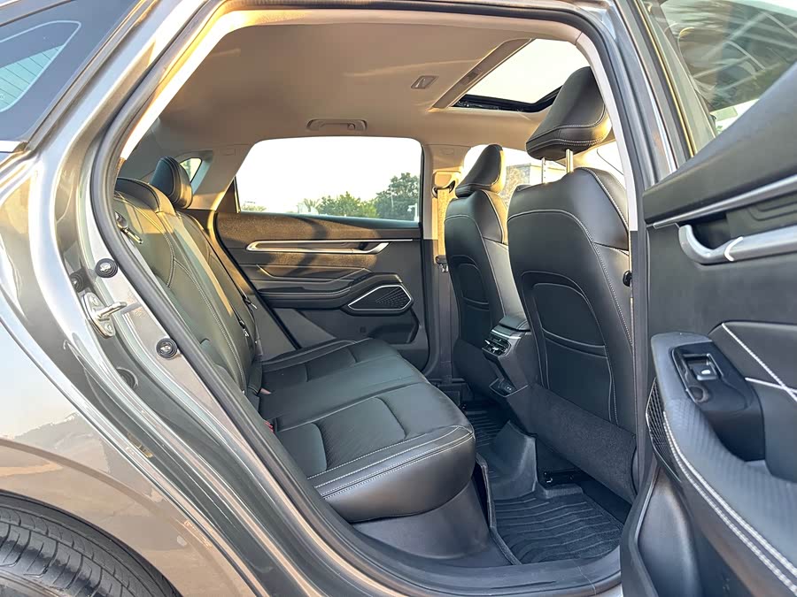 GEELY Emgrand 2022 immagine di auto #9