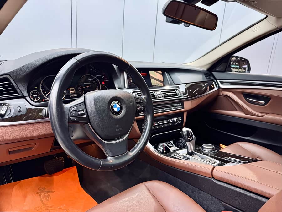 BMW 5 Series 2016 car image #9