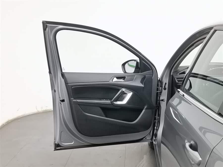 Peugeot 308 2019 #9 Peugeot 308 2019 car image #9