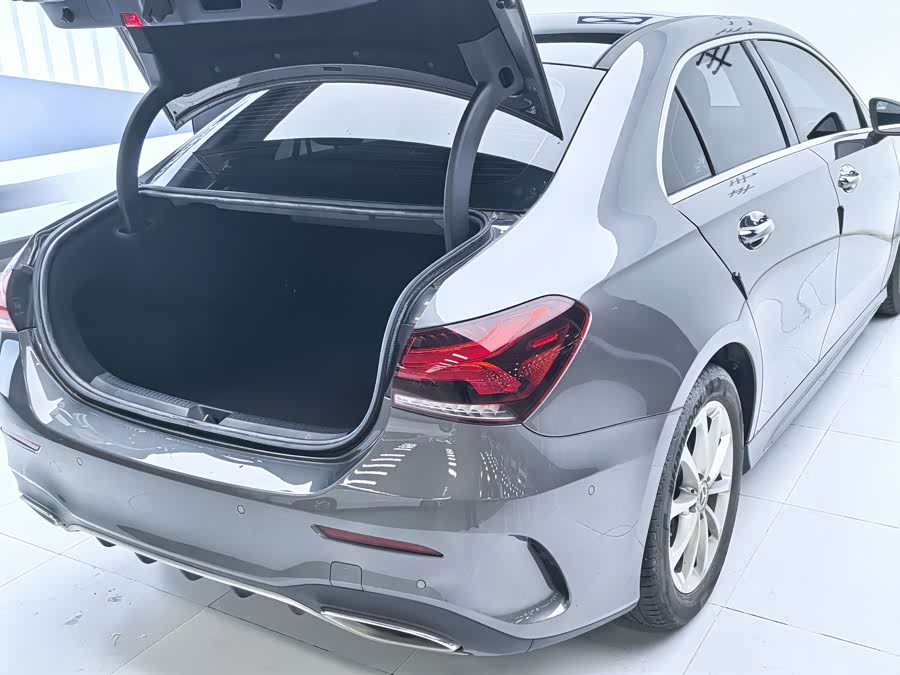 Mercedes-Benz A Class 2019 #9 Mercedes-Benz A Class 2019 car image #9