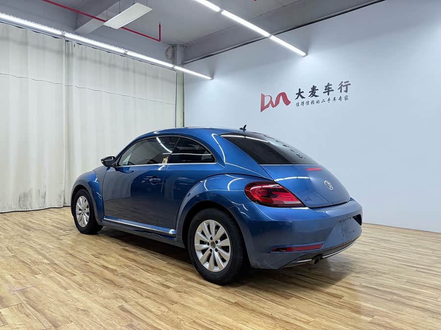 Volkswagen Beetle 2017 изображение автомобиля #9