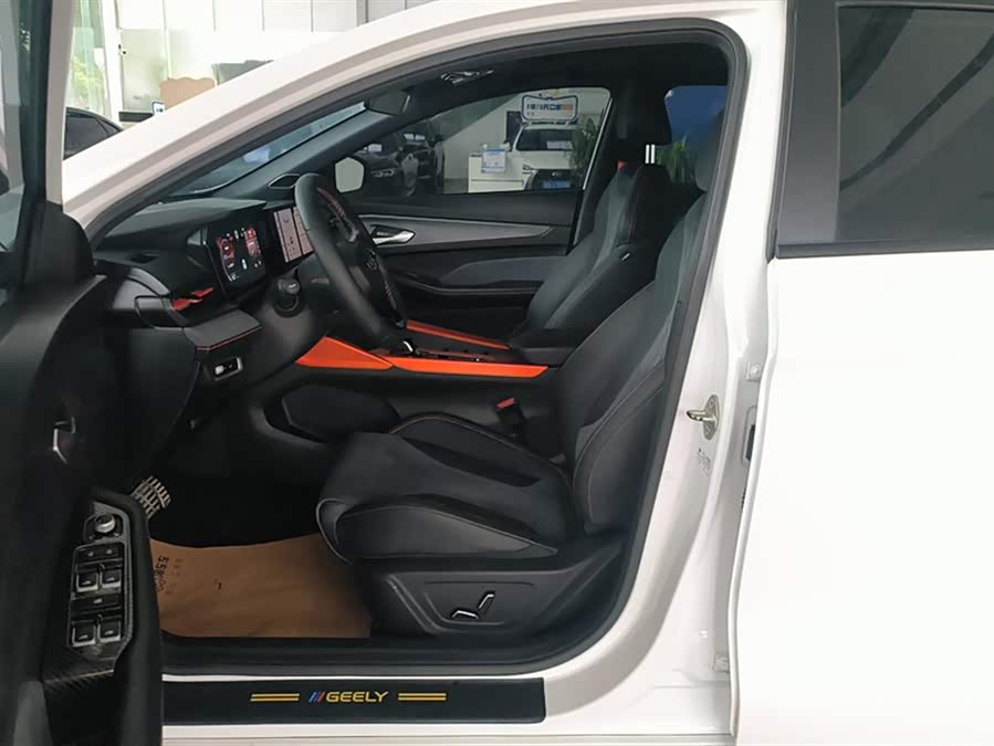 GEELY Binray 2022 car image #9