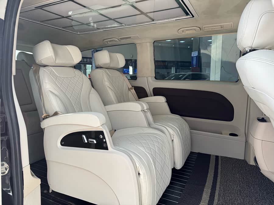 Mercedes-Benz Vito 2018 immagine di auto #9