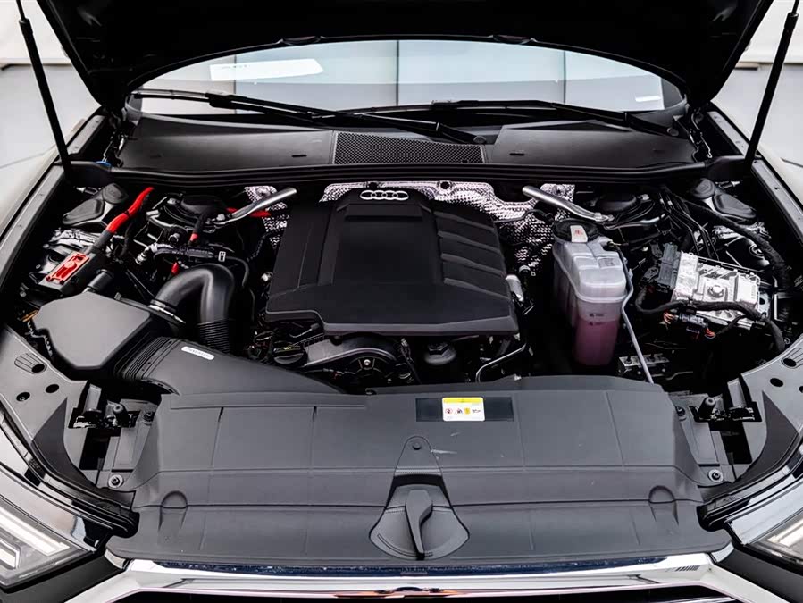 Audi A6L 2019 car image #9