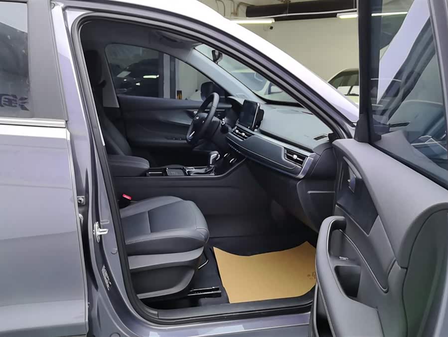 Chery Tiggo 5x 2025 #9 Chery Tiggo 5x 2025 car image #9
