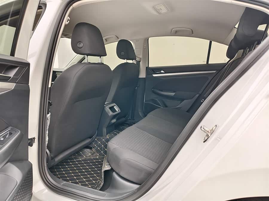 Volkswagen Bora 2021 car image #9