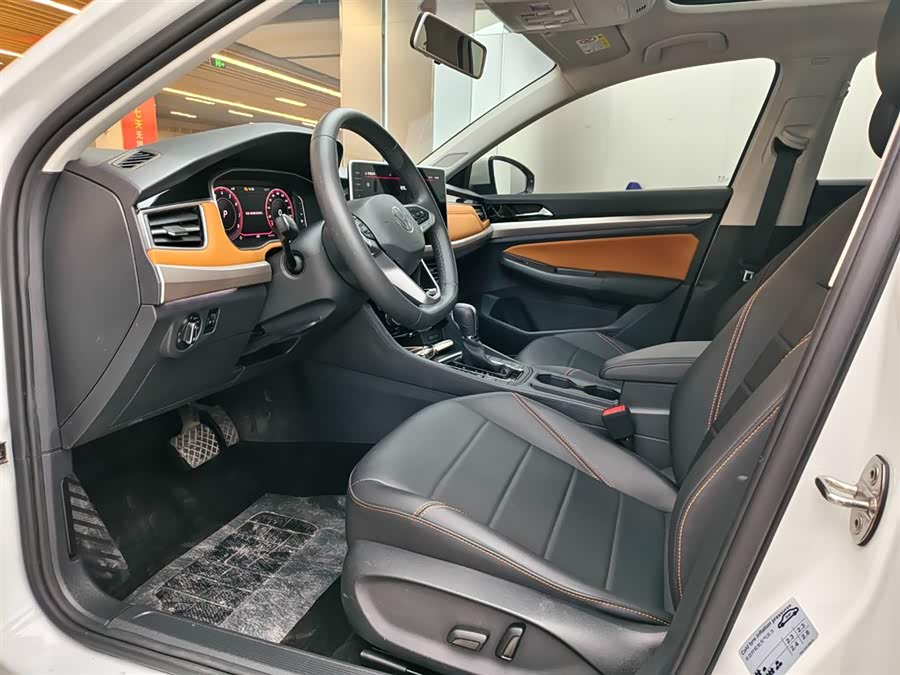 Volkswagen Bora 2023 car image #9