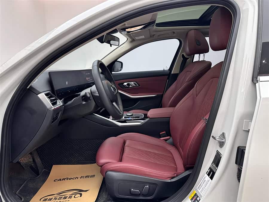 BMW i3 2023 car image #9