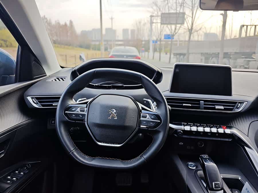 Peugeot 5008 2019 #9 Peugeot 5008 2019 car image #9