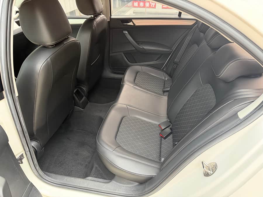 Skoda Rapid 2019 #9 Skoda Rapid 2019 car image #9