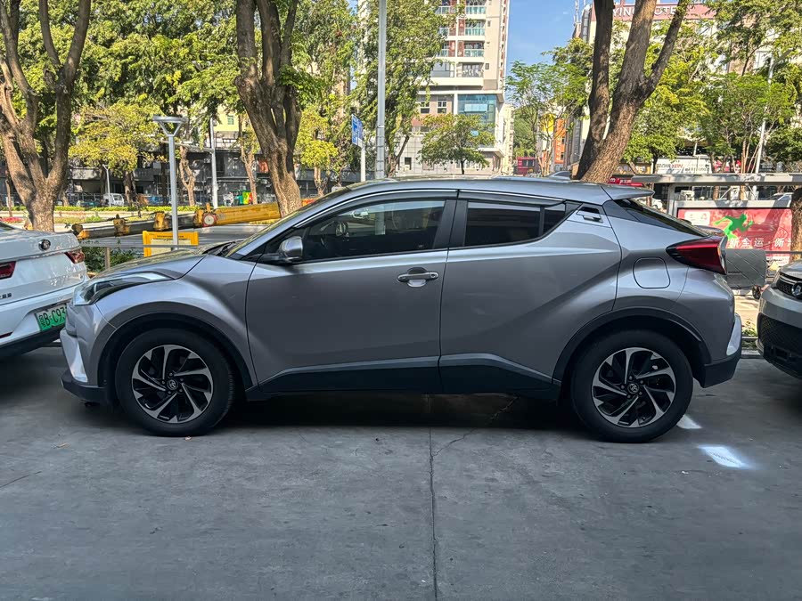 Toyota Izoa 2019 car image #9